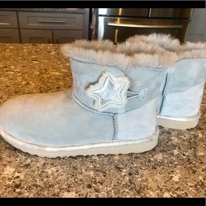 Girls silver lilac mini Star Uggs, 5